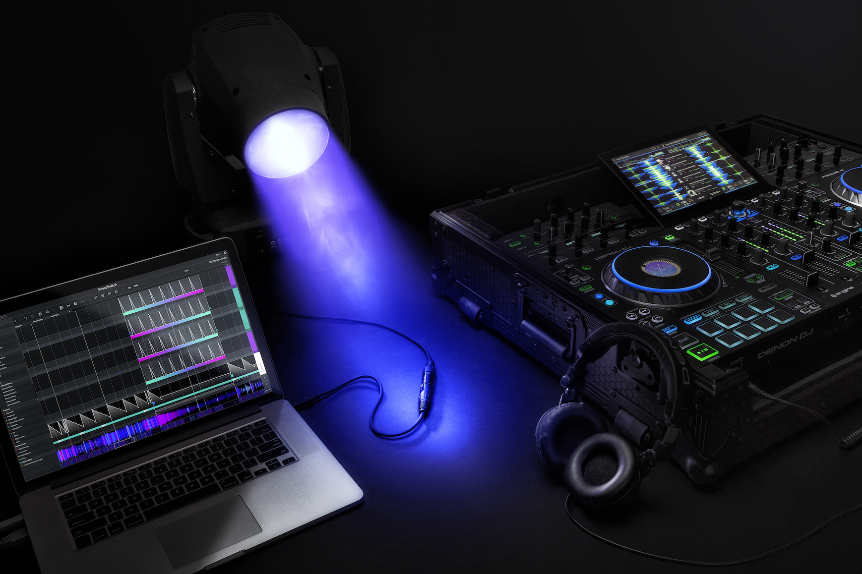 Soundswitch Micro DMX Interface USB XLR Kabel Lichtsteuerung DJ Serato Software 